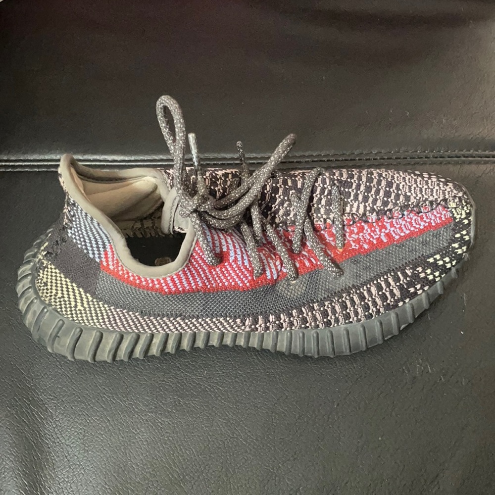 Yeezy 350 Yecheil Size 7 YZY - Picture 2 of 5